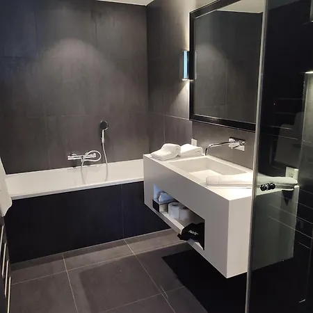 B-aparthotel Kennedy 3* La Haye