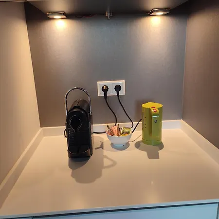 B-aparthotel Kennedy 3*